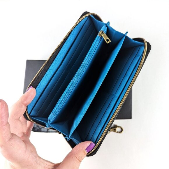 NEW Travelon Gray Animal Print RFID Zip Wallet Wristlet - Picture 4 of 4